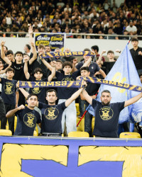 Niyazi Bayramov şəhid övladları ilə birgə “Kəpəz” PFK-nın növbəti oyununu izləyib
