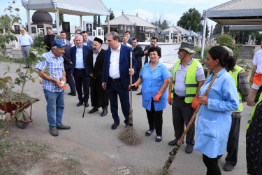 “İmamzadə” qəbirstanlığında iməcilik aksiyası təşkil olunub