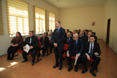 Niyazi Bayramov 30 nömrəli tam orta məktəbdə vətəndaş qəbulu keçirib