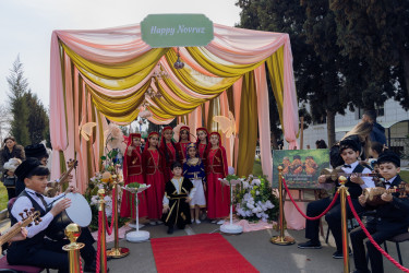 Gəncə “Dünya Məktəbi”ndə “Paxlava” festivalı keçirilib