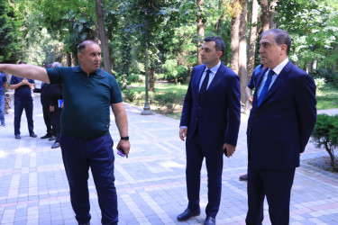 Niyazi Bayramov növbəti dəfə şəhərdə aparılan təmir-tikinti işlərinin gedişatı ilə yerində tanış olub