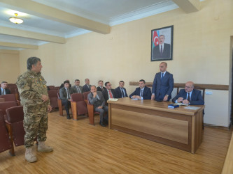 Niyazi Bayramov vətəndaşlarla fərdi görüş keçirib