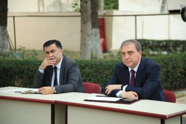 Niyazi Bayramov növbəti dəfə sakinlərlə görüşüb