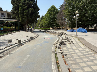 Niyazi Bayramov III MDB Oyunları ərəfəsində aparılan abadlıq işlərinə növbəti dəfə baxış keçirib