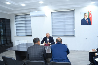 Vüqar Əhmədov Gəncədə vətəndaşları qəbul edib