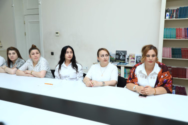Gəncədə “Mədəniyyət və Yaradıcı Sənayelərin dəstəklənməsi” mövzusunda görüş keçirilib
