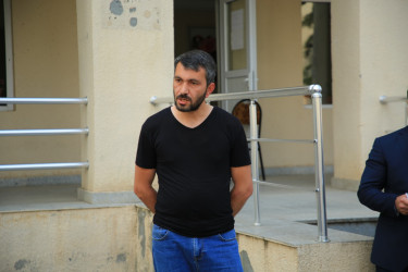Gəncə Şəhər İcra Hakimiyyətinin başçısı Niyazi Bayramov şəhər sakinləri ilə növbəti səyyar görüş keçirib