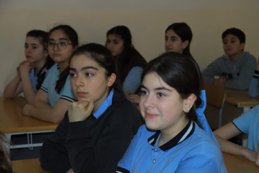 Gəncədə şagirdlər üçün şəhərsalma mövzusunda görüş keçirilib