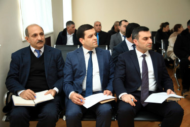 Niyazi Bayramov sakinlərin müraciətlərini dinləyib