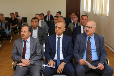 Niyazi Bayramov 3 nömrəli tam orta məktəbdə vətəndaşlarla görüş keçirib