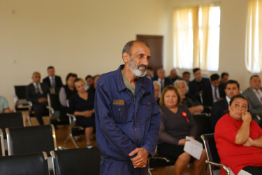 Niyazi Bayramov 3 nömrəli tam orta məktəbdə vətəndaşlarla görüş keçirib