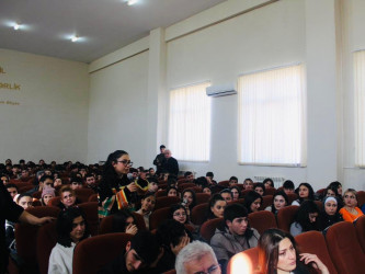 “Gəncənin mədəni irsini tanıyaq” mövzusunda maarifləndirici  tədbir keçirilib