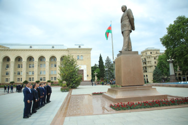 Gəncədə Ümummilli Lider Heydər Əliyevin anadan olmasının 103-cü ildönümü ilə bağlı tədbir keçirilib