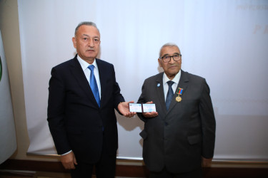 Gəncədə “Konstitusiya və Suverenlik İli” çərçivəsində “Azərbaycanın müstəqillik salnaməsi: Suverenliyə aparan yol” mövzusunda regional konfrans təşkil olunub