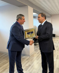 Niyazi Bayramov Dağıstan Respublikasının Bakıdakı rəsmi nümayəndəsi ilə görüşüb