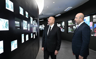 İlham Əliyev Gəncə Memorial Kompleksinin açılışında iştirak edib
