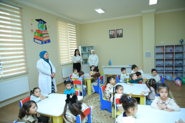 Niyazi Bayramov 5 nömrəli körpələr evi-uşaq bağçasının açılış mərasimində iştirak edib