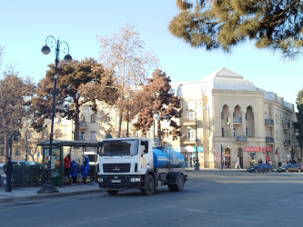 Gəncənin ərazisində təmizlik işləri mütəmadi olaraq davam edir