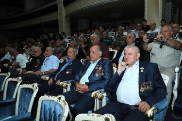 Gəncədə 26 İyun - Silahlı Qüvvələr Günü münasibətilə konsert proqramı təşkil olunub