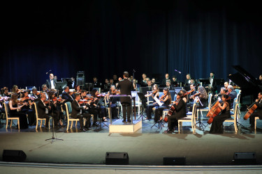 Gəncədə Çukurova Dövlət Simfonik Orkestri və Niyazi adına Dövlət Simfonik Orkestrinin birgə konserti keçirilib