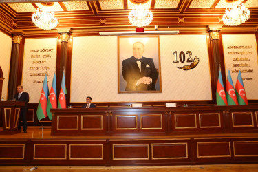 Niyazi Bayramov Aparatın əməkdaşlarını peşə bayramı münasibətilə təbrik edib