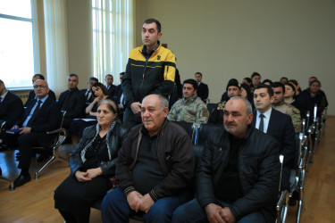 Niyazi Bayramov Gəncədə sakinlərlə növbəti səyyar görüş keçirib