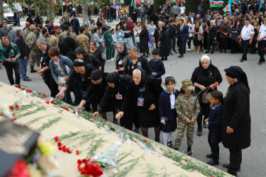 Gəncədə Anım Günü ilə əlaqədar olaraq ümumşəhər tədbiri keçirilib