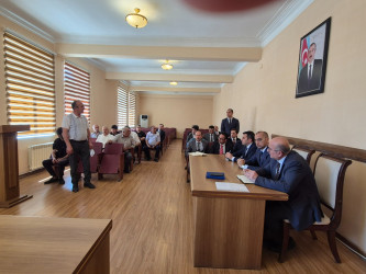 Niyazi Bayramov vətəndaşlarla fərdi görüş keçirib