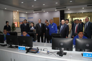 Niyazi Bayramov Çindaoda bərk məişət tullantılarının emalı müəssisəsi ilə tanış olub