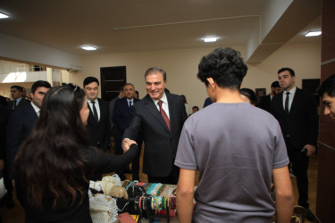 Gəncədə əlilliyi olan şəxslərin əl işlərindən ibarət satış-sərgi təşkil edilib