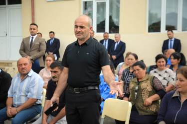 Niyazi Bayramov vətəndaşlarla növbəti dəfə görüş keçirib
