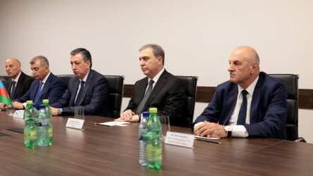 Niyazi Bayramov Tbilisi Şəhər Bələdiyyə Məclisinin sədri və şəhərin vitse-meri ilə görüşüb
