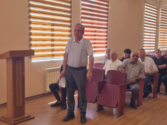 Niyazi Bayramov vətəndaşlarla fərdi görüş keçirib