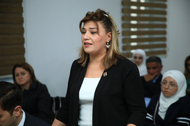 Niyazi Bayramov 26 nömrəli məktəb-lisey kompleksində sakinlərlə görüşüb