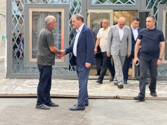 Niyazi Bayramov Milli Qəhrəman Natiq Qasımovun anasının yas mərasimində iştirak edib