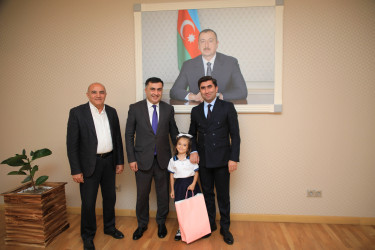 Gəncədə şəhid övladlarına məktəb ləvazimatları təqdim olunub