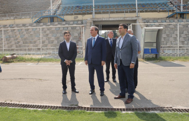 Niyazi Bayramov Gəncə Futbol Akademiyası ilə tanış olub