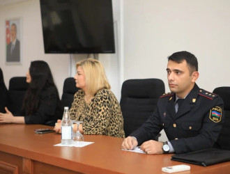 Gəncədə “Ailədaxili münaqişələr və münaqişəli ailələrlə bağlı görülən tədbirlər” mövzusunda konfrans keçirilib