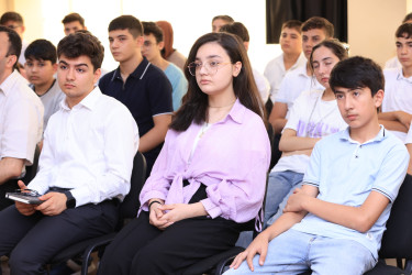 Gəncədə “Hüquqlarınla parla!” layihəsi çərçivəsində məktəblilərlə görüş keçirilib