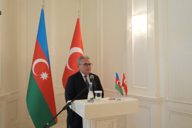 Gəncə şəhər Heydər Əliyev Mərkəzində “Türkiyə ədəbiyyatı” bölməsinin rəsmi açılış mərasimi keçirilib