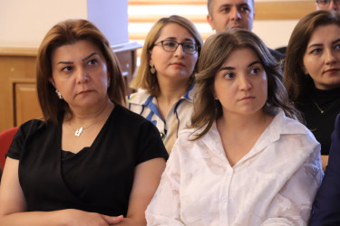 Gəncədə dövlət qulluqçuları üçün təlimlər keçirilib