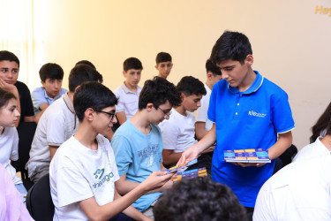 Gəncədə “Hüquqlarınla parla!” layihəsi çərçivəsində məktəblilərlə görüş keçirilib