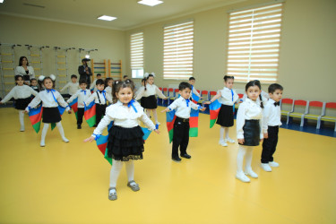 Niyazi Bayramov 5 nömrəli körpələr evi-uşaq bağçasının açılış mərasimində iştirak edib
