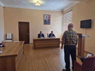 Niyazi Bayramov vətəndaşlarla fərdi görüş keçirib