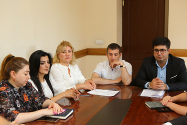 Gəncədə “Məişət zorakılığının qarşısının alınması sahəsində monitorinq və əlaqələndirmə qrupu”nun iclası keçirilib