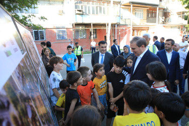 Niyazi Bayramov növbəti “ABAD məhəllə” layihəsi çərçivəsində görülən işlərlə tanış olub