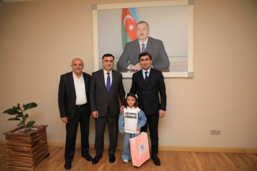 Gəncədə şəhid övladlarına məktəb ləvazimatları təqdim olunub