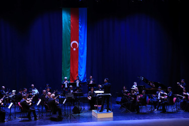 Gəncədə 26 İyun - Silahlı Qüvvələr Günü münasibətilə konsert proqramı təşkil olunub