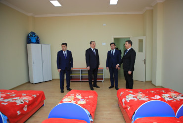 Niyazi Bayramov 5 nömrəli körpələr evi-uşaq bağçasının açılış mərasimində iştirak edib