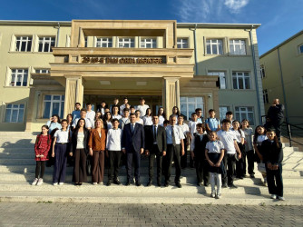 Milli Məclisin deputatı Müşfiq Cəfərov Uşaq Səfirlər Məclisinin Gəncə şəhəri üzrə fəalları ilə görüşüb